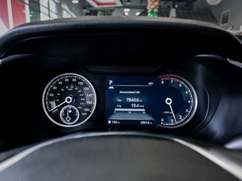 Used 2022 Genesis G70 3.3T Launch Edition image 32