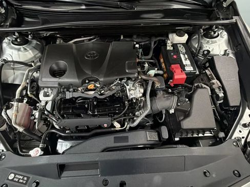 Used 2021 Toyota Camry LE w/ Carpet Mat Package (TMS) FWD image 22