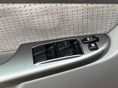 Used 2008 Toyota Sienna LE FWD image 12