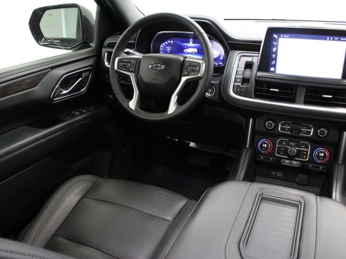 Used 2023 Chevrolet Tahoe Z71 w/ Z71 Off-Road Package AWD/4WD image 33