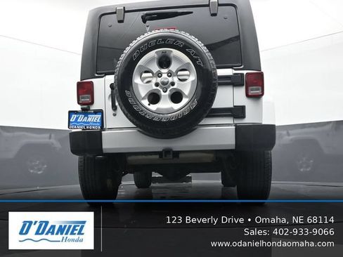 Used 2013 Jeep Wrangler Unlimited Sahara w/ Trailer Tow Group AWD/4WD image 11