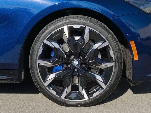 New 2026 BMW 530i w/ Executive Package image 9