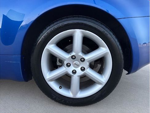 Used 2004 Nissan 350Z Enthusiast w/ Side Airbags Pkg RWD image 21