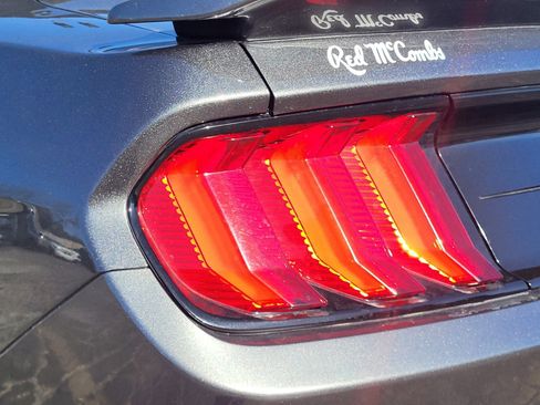 Certified 2019 Ford Mustang Convertible image 10