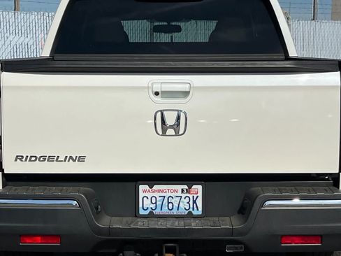 Used 2017 Honda Ridgeline RTL-T image 21