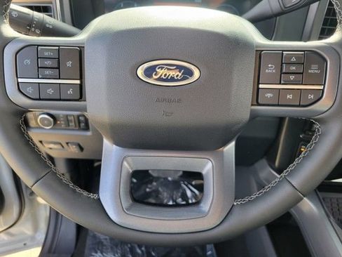 New 2026 Ford F250 Lariat w/ FX4 Off-Road Package AWD/4WD image 17