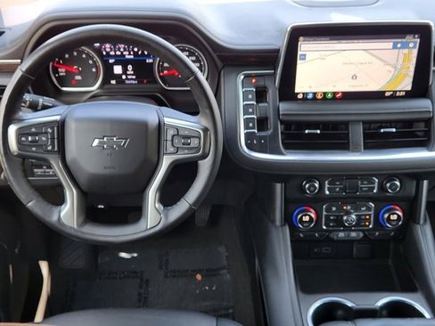 Used 2021 Chevrolet Tahoe Z71 w/ Z71 Off-Road Package image 32