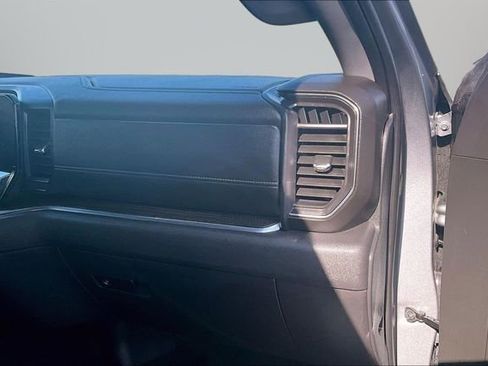 Used 2024 GMC Sierra 1500 Elevation AWD/4WD image 15