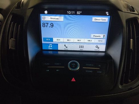 Used 2017 Ford Escape SE w/ SE Leather Comfort Package FWD image 25