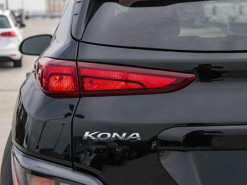 Used 2022 Hyundai Kona SEL image 8