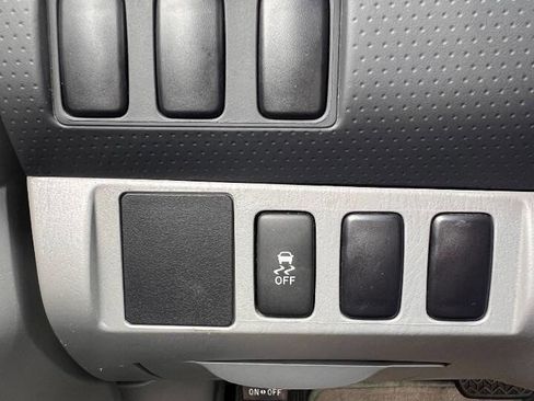 Used 2011 Toyota Tacoma 2WD Regular Cab image 15