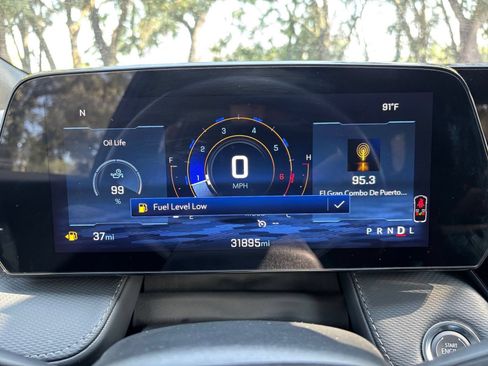 Used 2025 Chevrolet Equinox LT FWD image 17