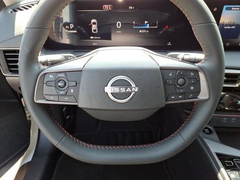 New 2026 Nissan Sentra SR FWD image 8