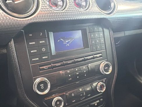 Used 2017 Ford Mustang GT w/ GT Performance Package RWD image 14
