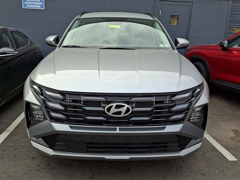 Used 2025 Hyundai Tucson SEL image 2