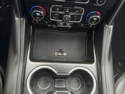 Certified 2023 Chevrolet Suburban Z71 w/ Luxury Package image 21