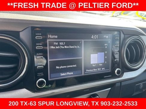 Used 2020 Toyota Tacoma SR5 RWD image 12