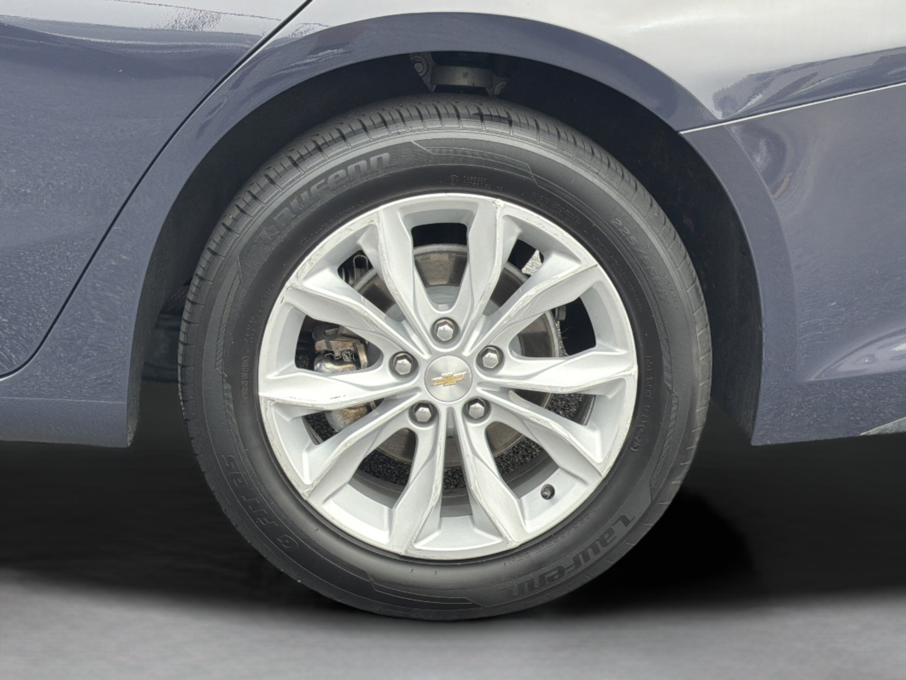 Used 2025 Chevrolet Malibu LT FWD image 15