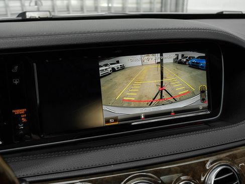 Used 2014 Mercedes-Benz S 550 Sedan image 27