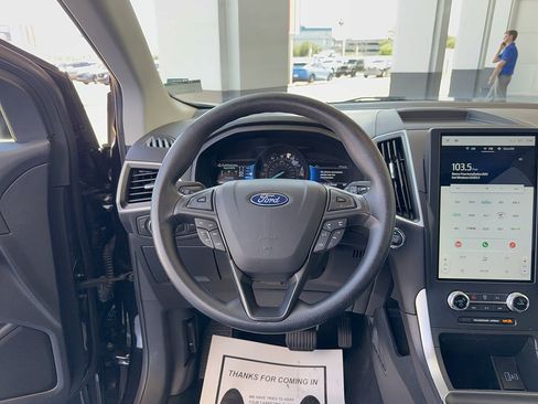 Certified 2024 Ford Edge SE w/ Black Appearance Package AWD/4WD image 30