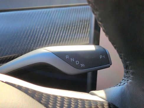 Used 2022 Tesla Model 3 Performance image 25