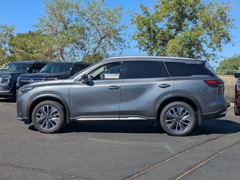 Certified 2026 INFINITI QX60 Luxe w/ Family Package image 3