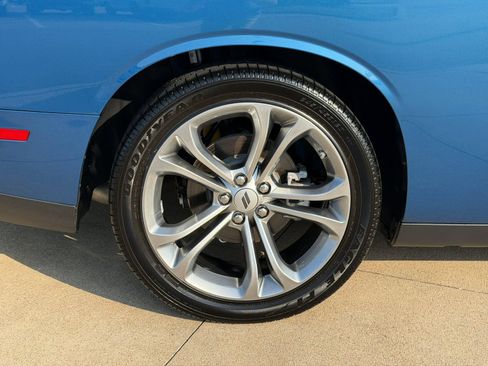 Used 2022 Dodge Challenger R/T w/ Shaker Package RWD image 9