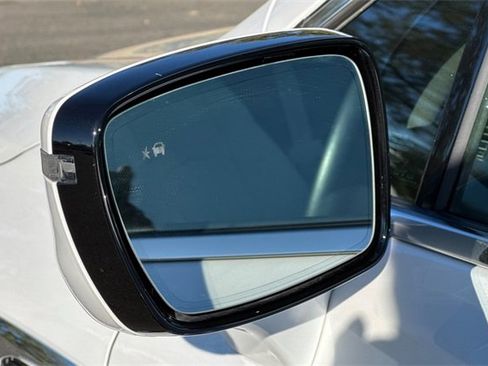 Used 2023 Buick Enclave Avenir w/ Avenir Technology Package image 58