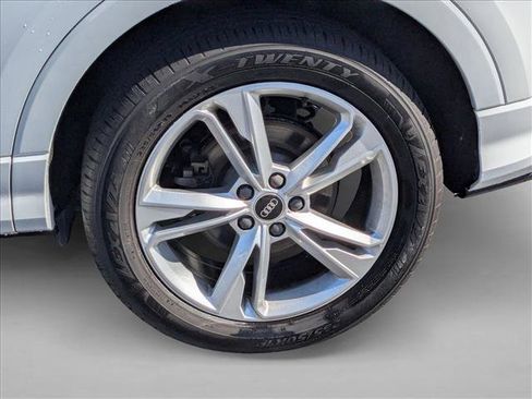 Used 2022 Audi Q3 2.0T Premium w/ Convenience Package image 22