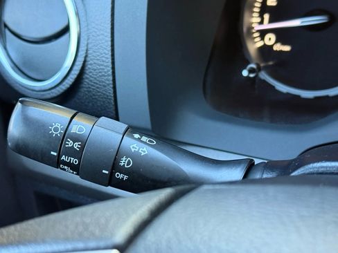 Used 2020 Toyota Tundra SR5 w/ SR5 Upgrade Package image 37