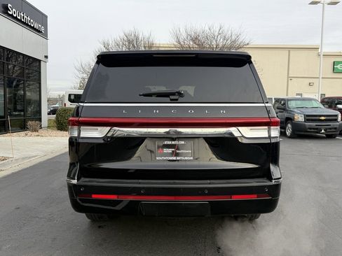 Used 2024 Lincoln Navigator Reserve image 6