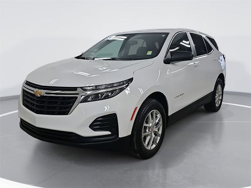 Certified 2024 Chevrolet Equinox LS w/ LS Convenience Package image 9