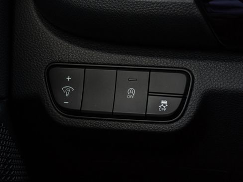 Used 2025 Kia Seltos S AWD/4WD image 26
