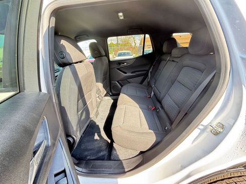 Used 2025 Chevrolet Equinox LT image 30