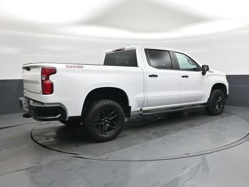 Used 2024 Chevrolet Silverado 1500 LT Trail Boss w/ Protection Package AWD/4WD image 4