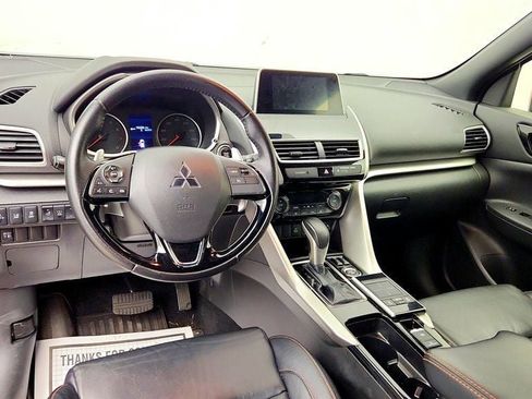 Used 2020 Mitsubishi Eclipse Cross SEL AWD/4WD image 12