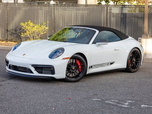 Used 2024 Porsche 911 Carrera 4 GTS image 10
