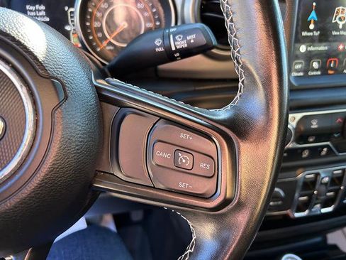 Certified 2021 Jeep Gladiator Sport image 15