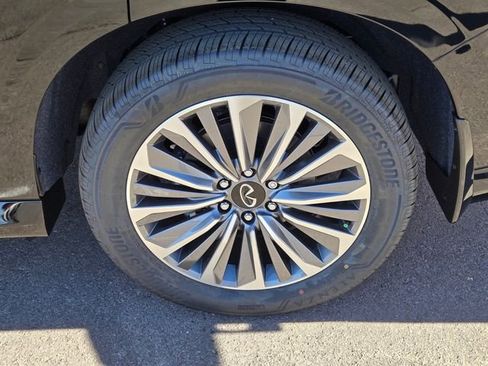 New 2026 INFINITI QX80 Luxe w/ Cargo Package image 10