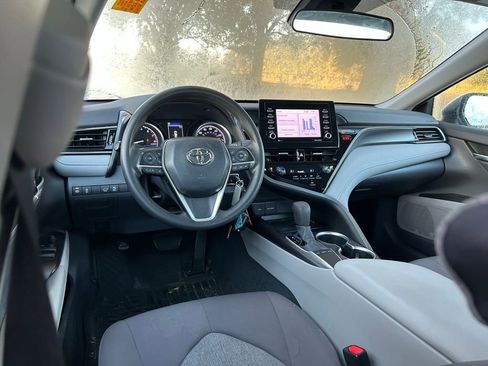 Used 2023 Toyota Camry LE image 12
