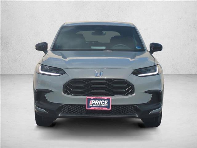 Used 2027 Honda HR-V Sport image 2