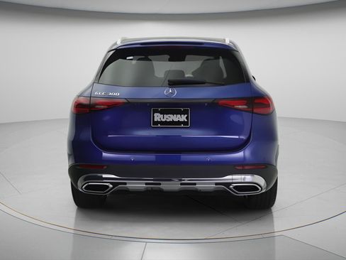 New 2026 Mercedes-Benz GLC 300 image 3