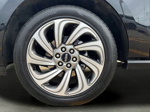 Used 2022 Lincoln Navigator L Reserve AWD/4WD image 14