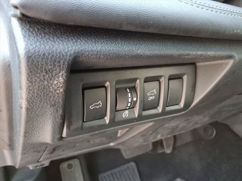 Used 2022 Subaru Outback Limited w/ Popular Package #2 AWD/4WD image 13