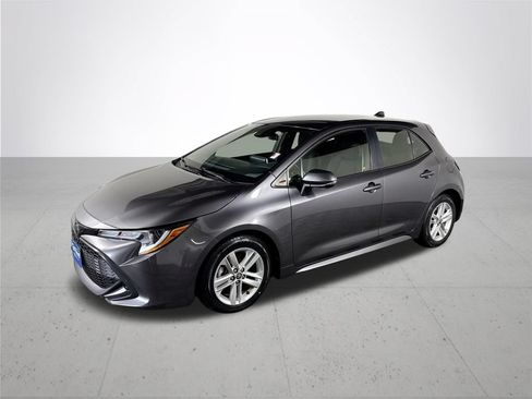 Used 2021 Toyota Corolla SE FWD image 2