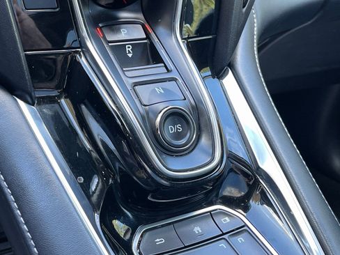 Used 2020 Acura RDX w/ Technology Package image 32