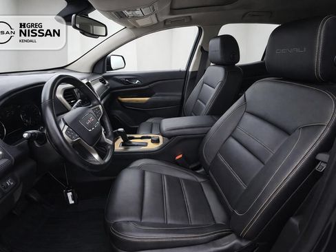 Used 2018 GMC Acadia Denali w/ Technology Package AWD/4WD image 7