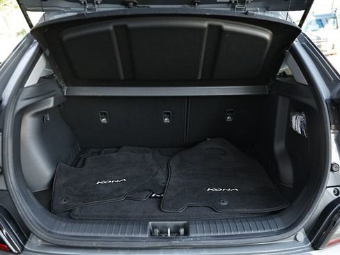Used 2023 Hyundai Kona SE w/ Cargo Package FWD image 29