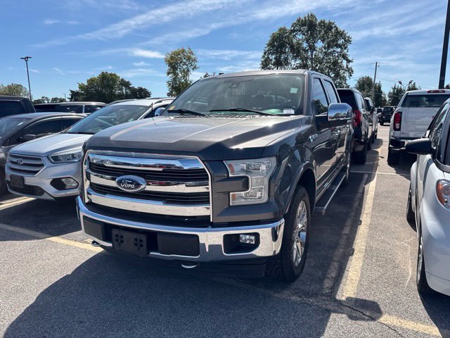 Used 2017 Ford F150 Lariat w/ Equipment Group 502A Luxury AWD/4WD image 2