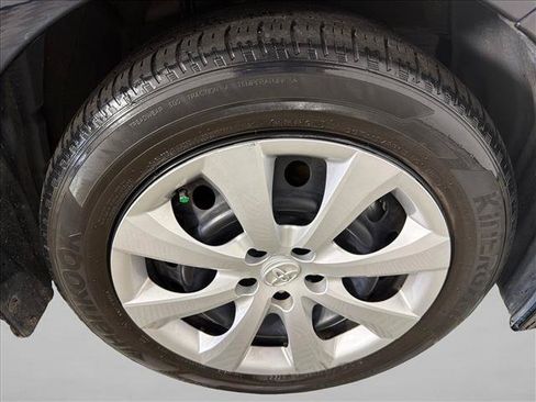 Used 2023 Toyota Corolla LE FWD image 12